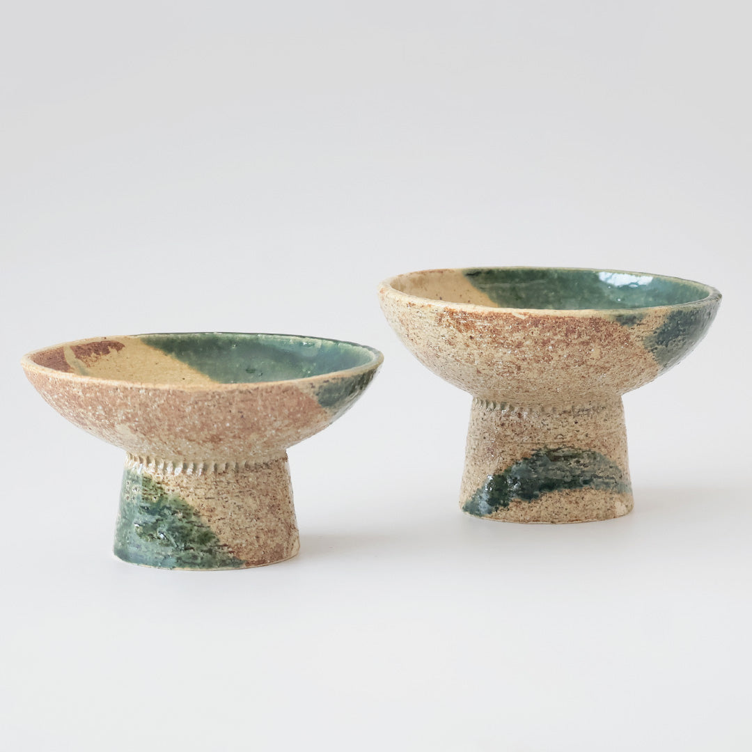 左:浅型  右:深型