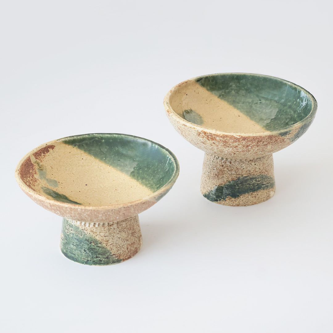 左:浅型  右:深型