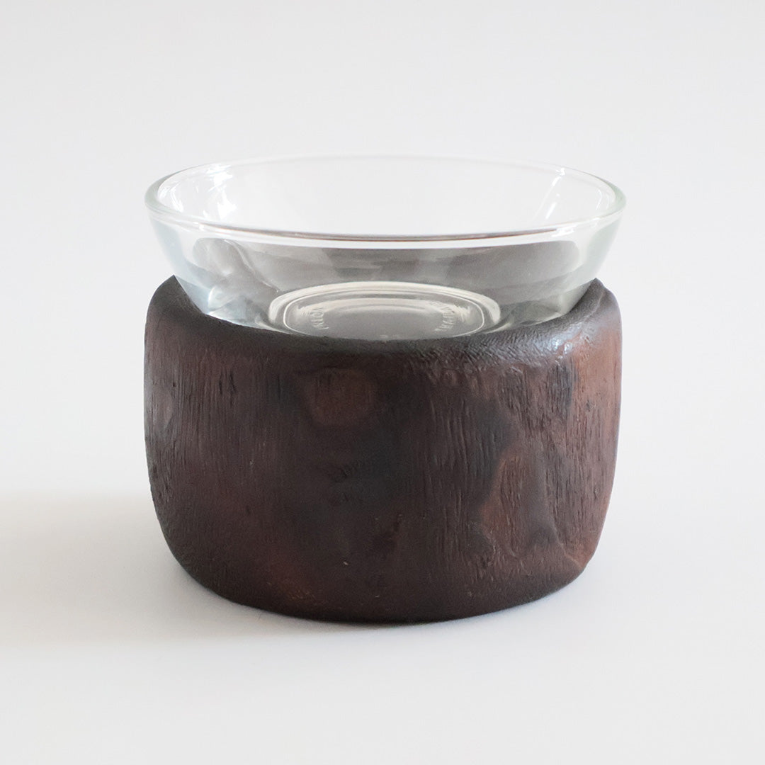 ダークブラウン