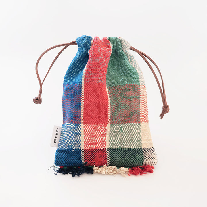 持ち歩きにも便利なサイズ