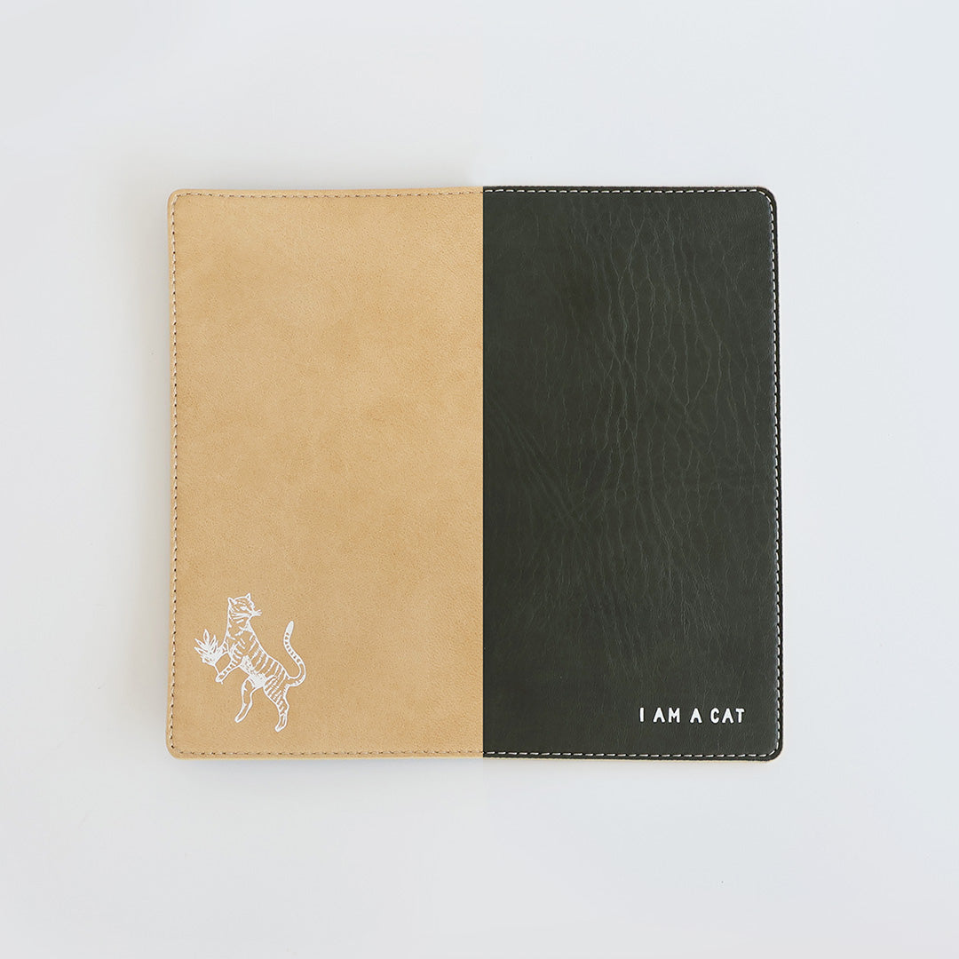 ベージュ×カーキ(対比イメージ)